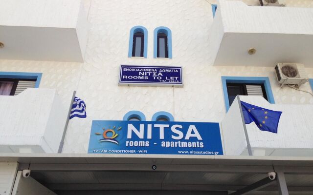 Nitsa Rooms