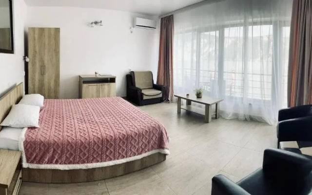 . Pensiunea MELBA New