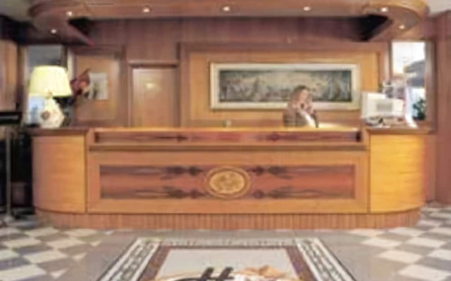 Ai Platani Hotel Moderno