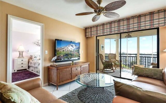 Harbour Pointe 822N - Two Bedroom Condo