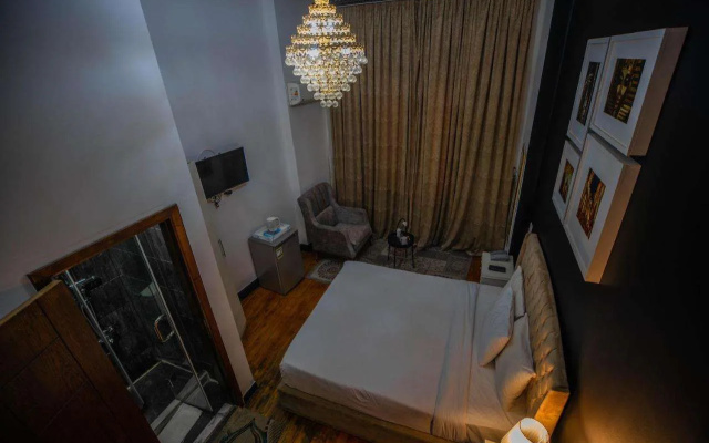 The Square Boutique Hotel