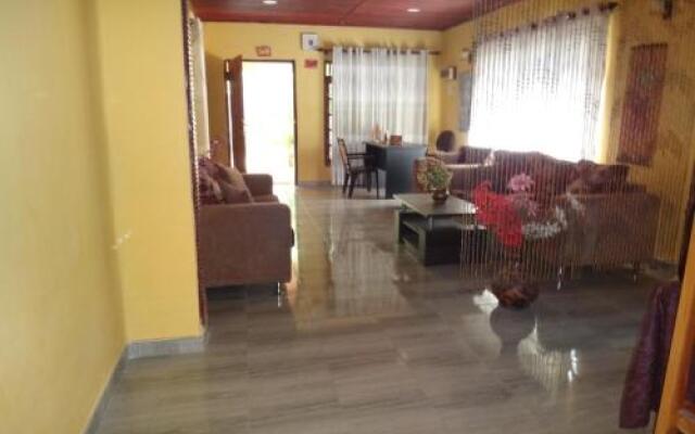 Dambulu City Lodge
