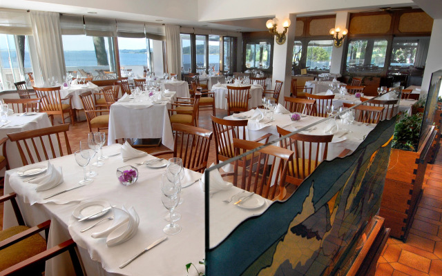 Hotel del Lago Golf & Art Resort