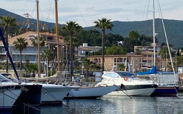 Studio 150 m de plage Golfe de Saint-Tropez