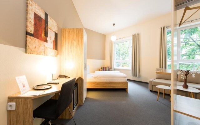 Nu Wave Hotel