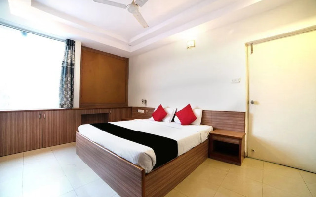 Hotel Riya Grand by OYO Rooms