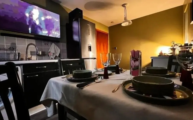 Luxurious and Cozy Apartment