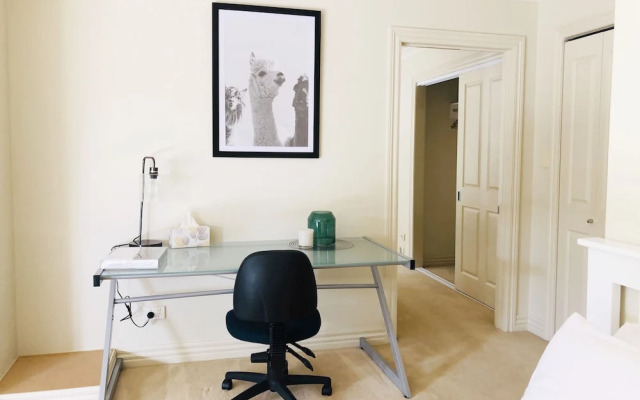 Boutique House with Endless Views