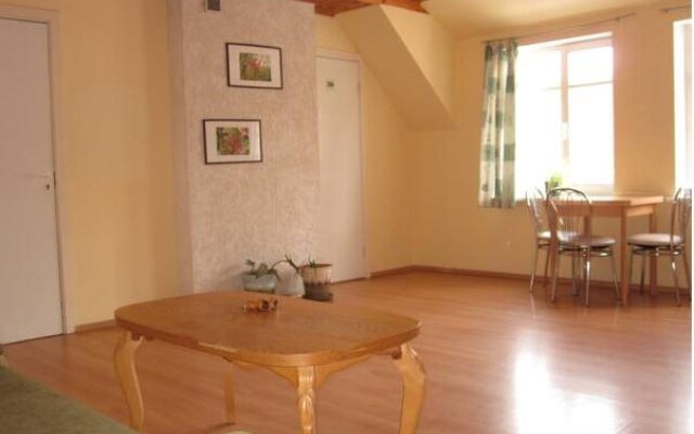 Hostel Filaretai