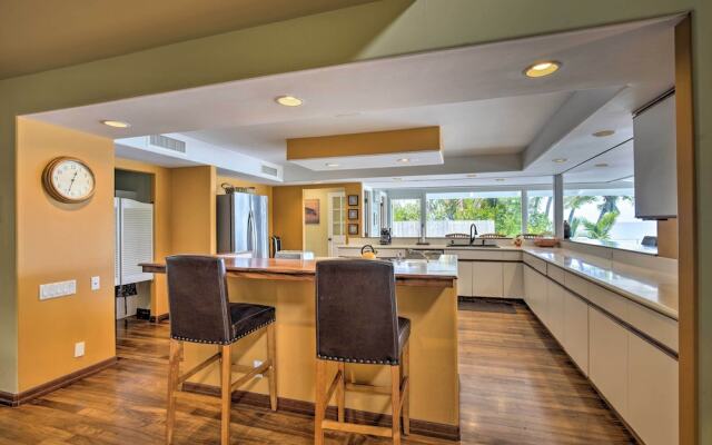 Ocean-view Kailua-kona Escape w/ Private Pool!