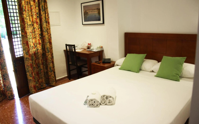 Hotel Riad Arruzafa