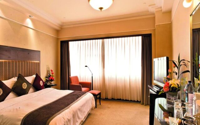Howard Johnson Ginwa Plaza Hotel