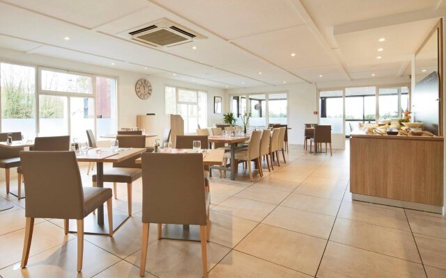 Kyriad PARIS NORD Ecouen La Croix Verte