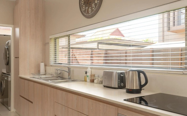 Zimbali Wedge Unit 42