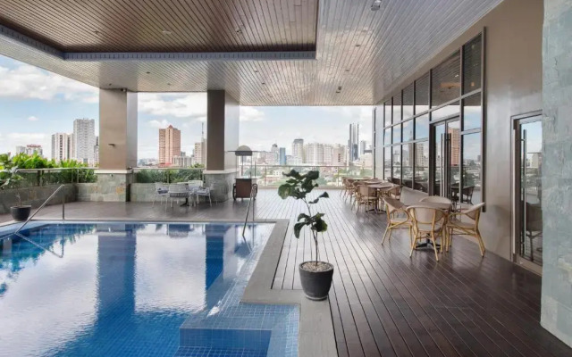 Citadines Roces Quezon City