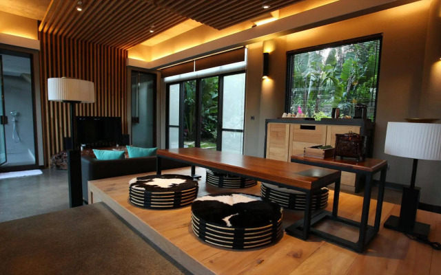 The House 15