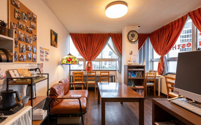 Almas Guest House – Guest Rooms – Nagasaki