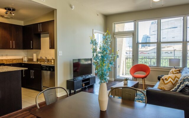 Reverchon Park Apartments by Frontdesk