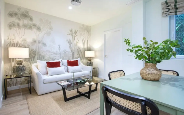 Comfortable Apartment in the Heart of C diz Patrocinio II