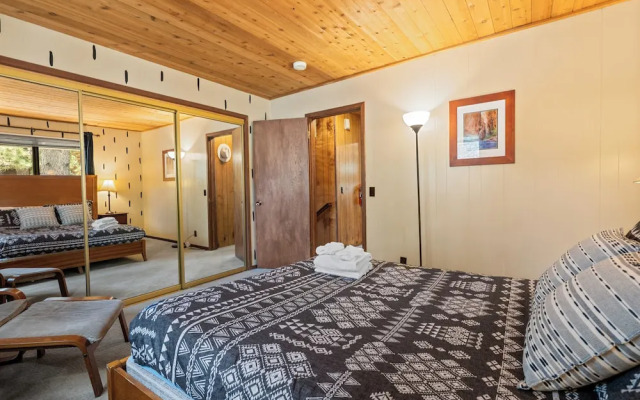 Bear Woods 3BR Retreat