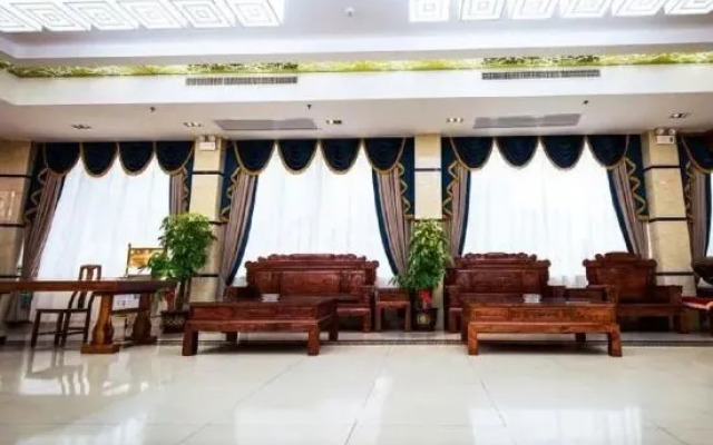 GreenTree Alliance Hotel (Cenxi Guangnan Road Ronghu)
