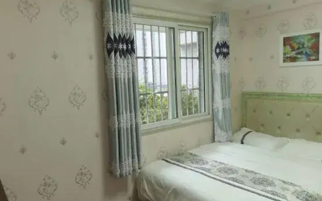 Yangguang binguan Apartment