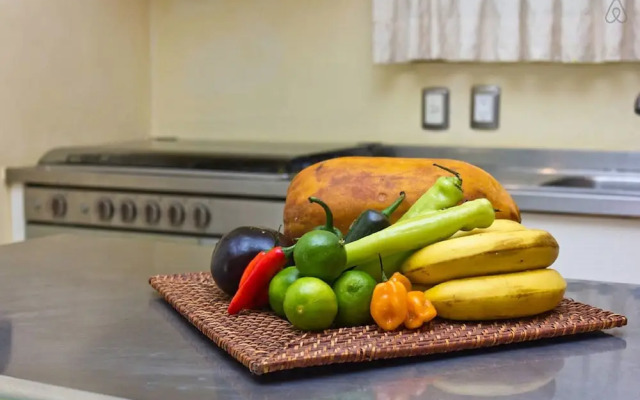 Sweet Capri by SunandSea