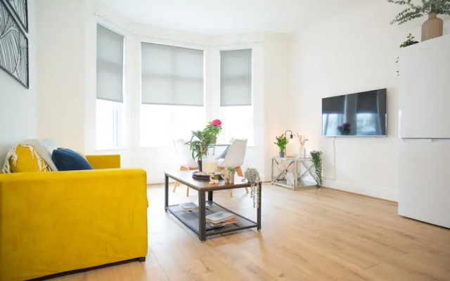 Spacious Margate Apartment