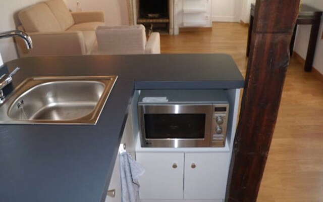 Designer Stay - Bastille Terrace