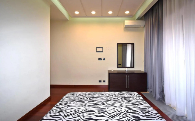 Teryan street, 3 bedrooms Luxury, Duplex apartment TT444