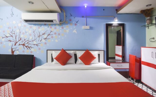 Oyo 60767 Dolphin Hotel