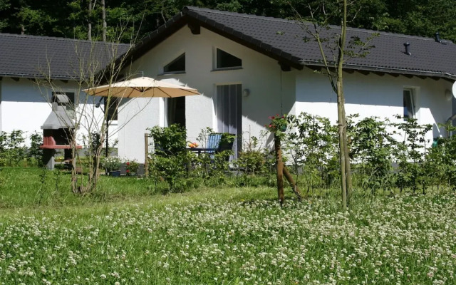 Tidy Holiday Home With Dishwasher, in a Green Area