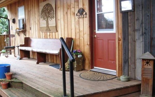 Bev & Sandy's Place B&B