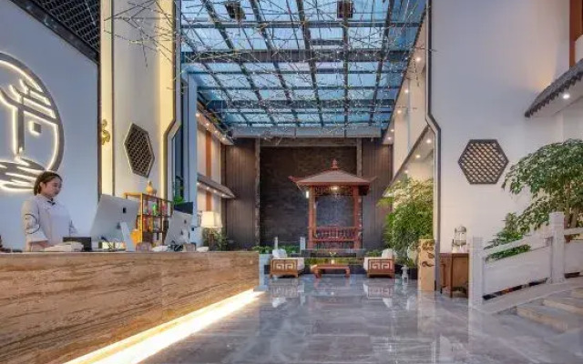 Yangzhou Slender West Lake Dongguan Street Yunhe No.1 Resort Hotel
