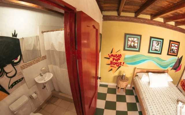 Pop House Montañita