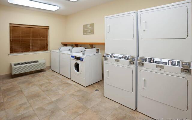 Candlewood Suites VICTORIA by IHG