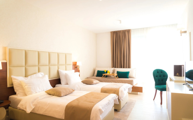 Hotel Kadmo by Aycon