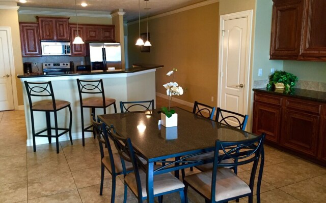 Southern Empress Lakeside Condominiums