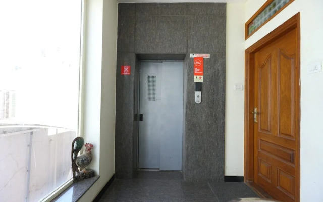 SilverKey Executive Stays 20003 Balaji Hospital Chrompet