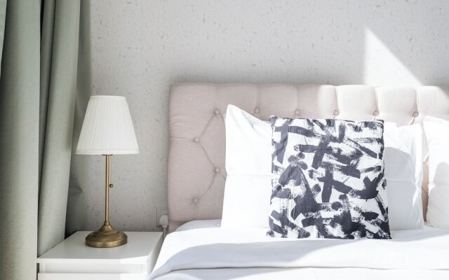 Beautiful Views From 30th Floor 2BD JVC