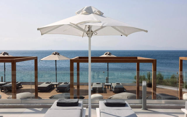 Dimitra Beach Hotel & Suites