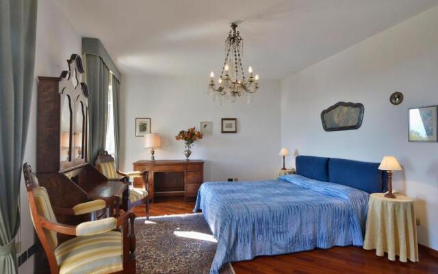 VILLA ALIDA 12, Emma Villas