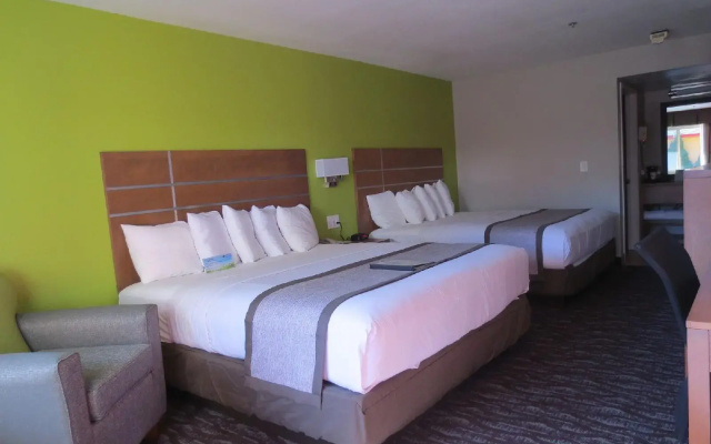 Days Inn & Suites by Wyndham Arcata