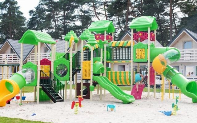 Holiday Park & Resort - Pobierowo