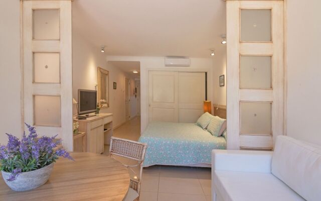 Oceana Suites Green Park