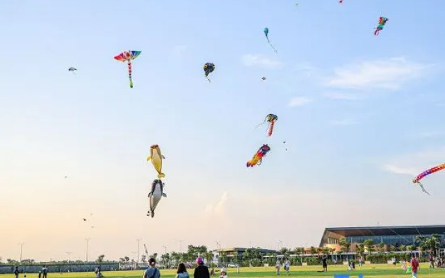 Express by M Village Global City