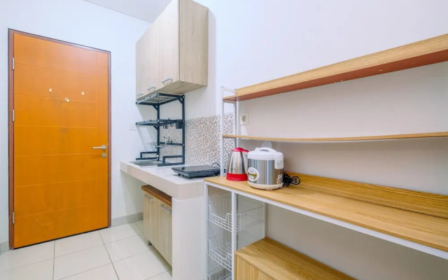 Best Homey and Minimalist Studio at Dave Apartment