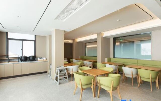 JI Hotel (Zhuji Sanjiao Plaza Branch)