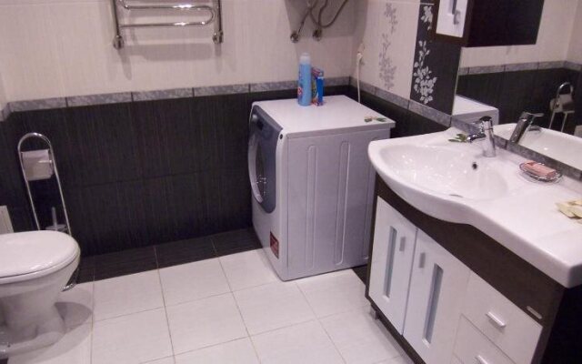 Intermark Serviced Apartments - Patriarch's Ponds Area