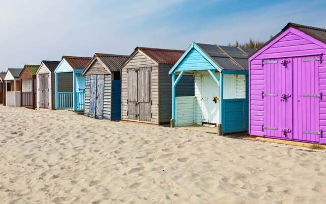 Seaside Retreat 2 Mins to Beach